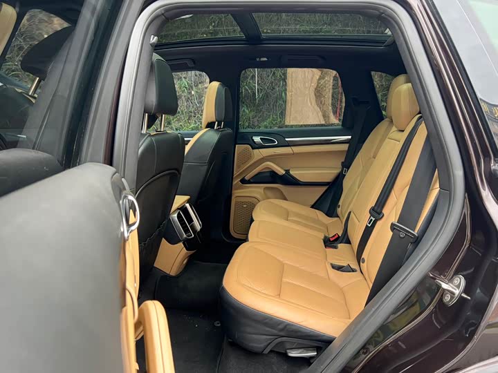 Porsche Cayenne 2015 Cayenne 3.0 T — фото 17
