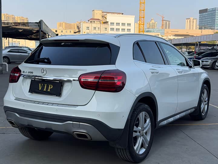 Mercedes-Benz GLA 2018 GLA 200 — фото 6