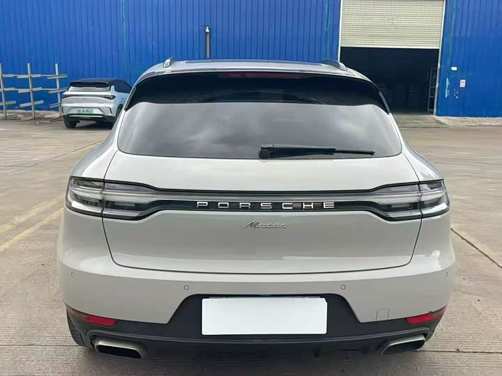 Porsche Macan 2021 Macan 2.0 T — фото 4