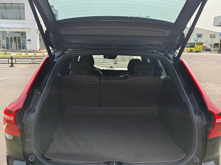 Volvo XC60 2020 T 5 4 WD — фото 14