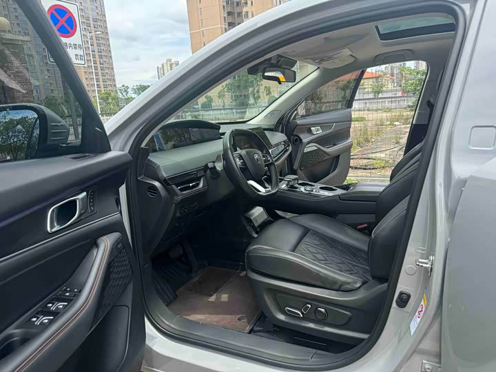 Changan UNI-K 2021 2.0 T Premium — фото 5
