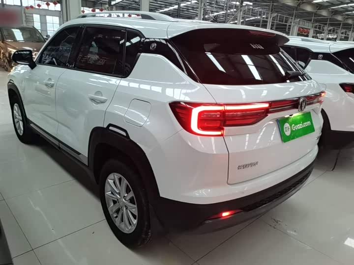 Changan CS35 PLUS 2021 1.6 L MT — фото 5