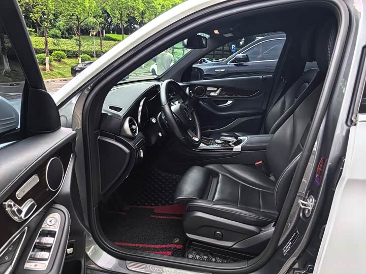 Mercedes-Benz GLC 2019 GLC 260 L 4 MATIC — фото 11