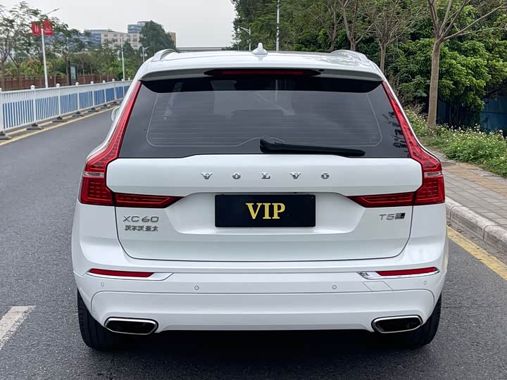 Volvo XC60 2020 T 5 4 WD — фото 5