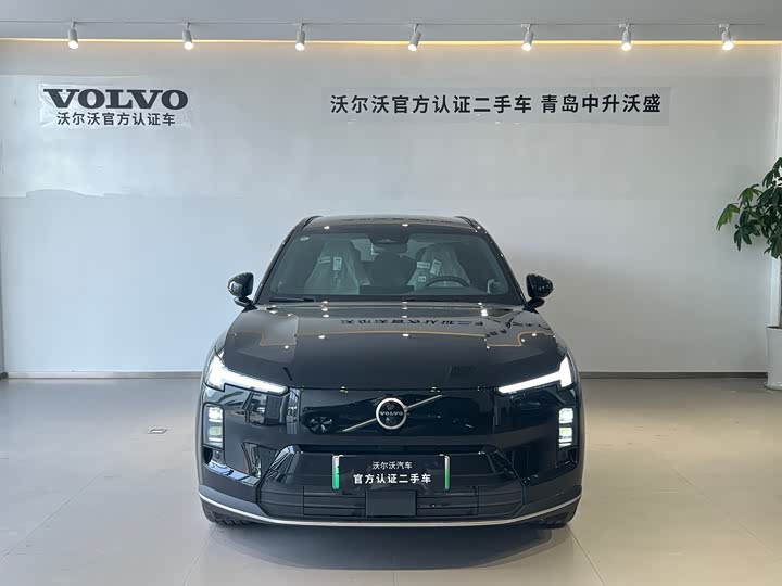 Volvo XC70 Hybrid 2026 4 WD Plus — фото 2