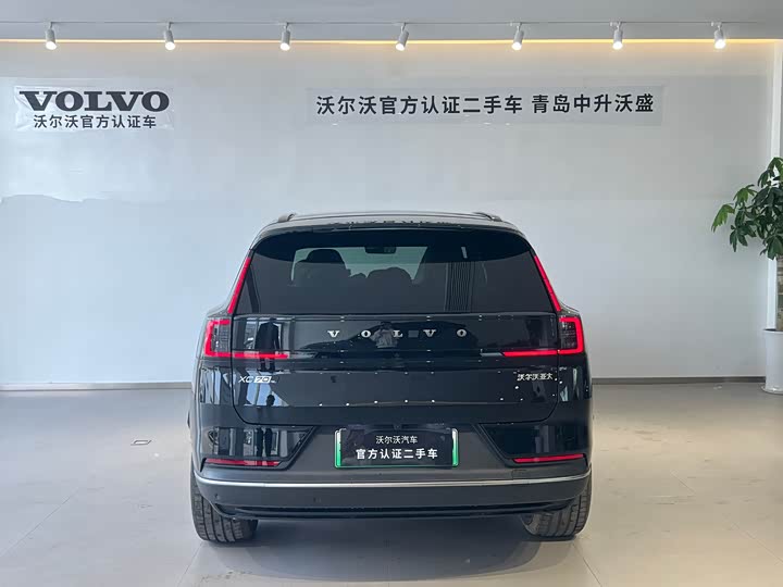 Volvo XC70 Hybrid 2026 4 WD Plus — фото 5