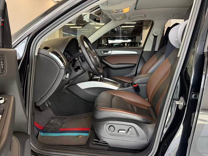 Audi Q5 2017 40 TFSI — фото 4