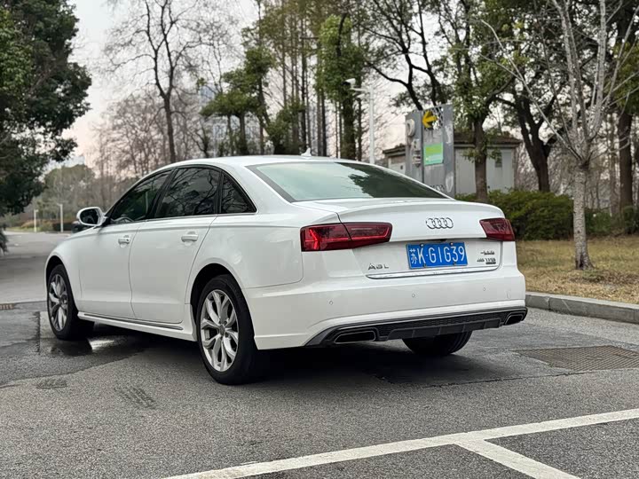 Audi A6L 45 TFSI quattro спорт — фото 3