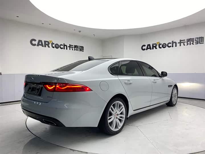 Jaguar XFL 2020 XFL 2.0 T P 200 2 WD — фото 5
