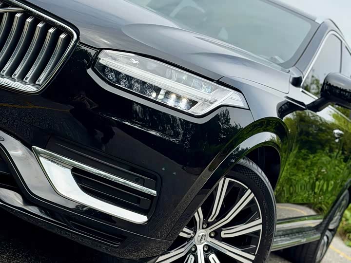Volvo XC90 2022 B 6 7 — фото 2