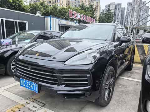 Porsche Cayenne 2018 Cayenne 3.0 T — фото 24