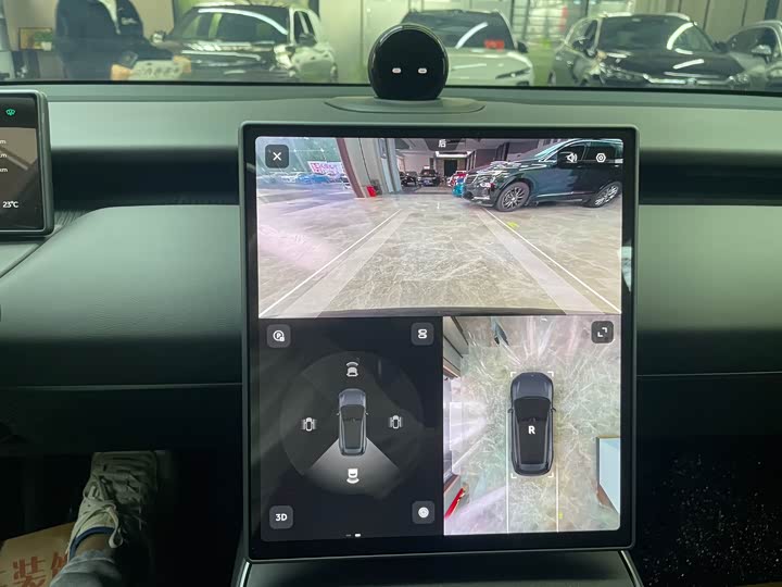 NIO ET5T 2024 75k Wh Touring — фото 18