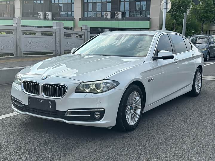 BMW 5-Series 2014 525 Li Leading — фото 1