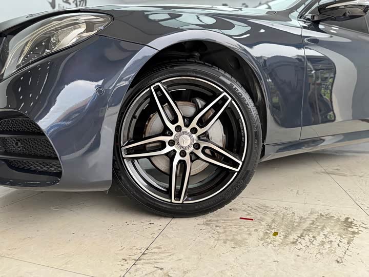 Mercedes-Benz E-Class 2017 E 300 Sport — фото 21