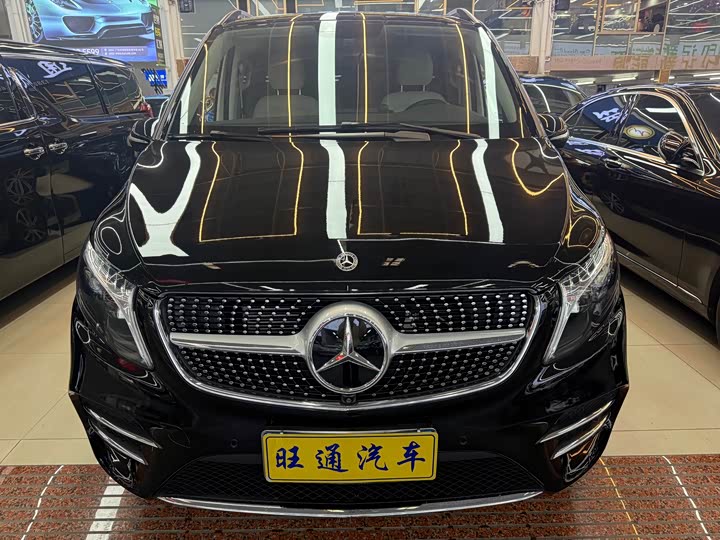 Mercedes-Benz V-Class 2022 V 260 L — фото 2
