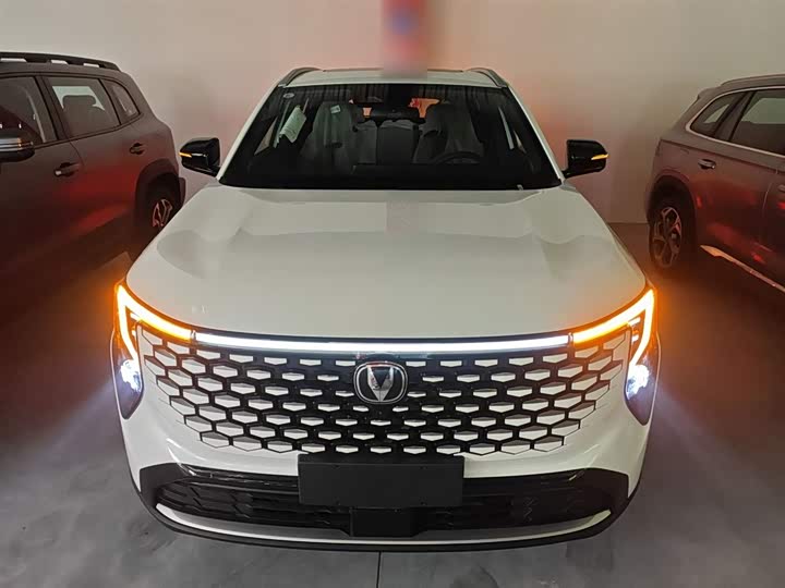 Changan CS55 PLUS 2026 1.5 T Leading — фото 3