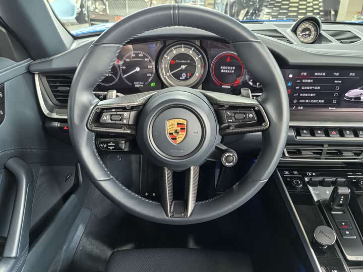 Porsche 911 2023 Turbo S Cabriolet 3.7 T — фото 26