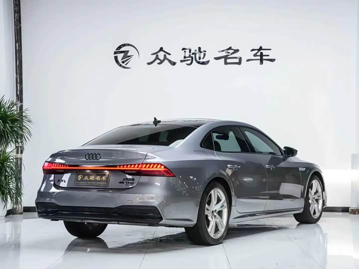 Audi A7L 2022 45 TFSI quattro S-line — фото 10