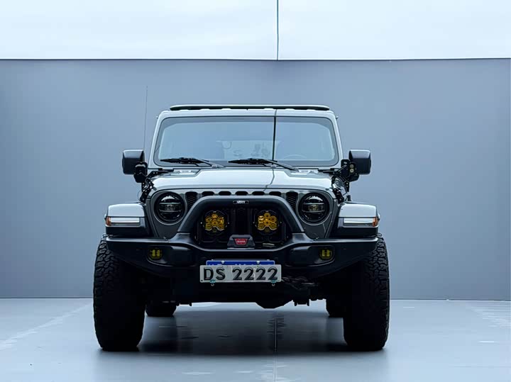 Jeep Wrangler — фото 2