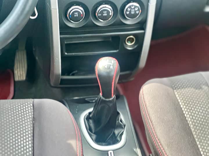 Changan CX20 2014 1.4 L MT IV — фото 30
