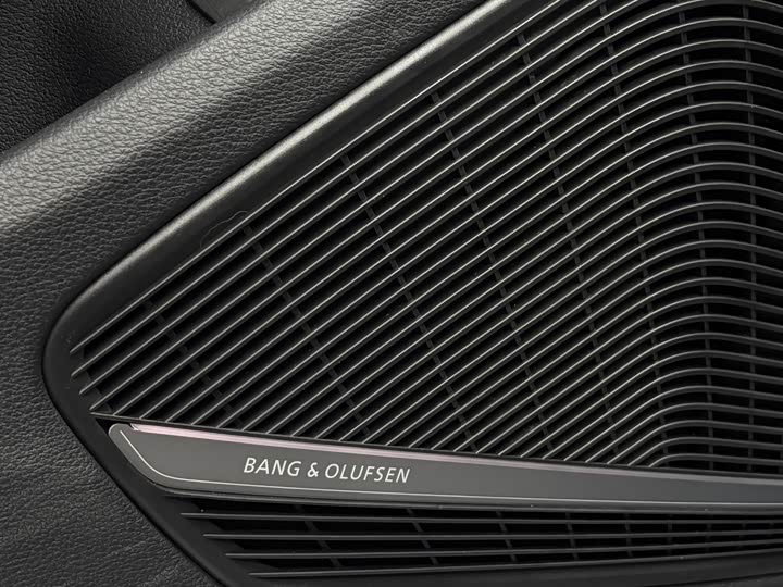 Audi A4 2021 allroad quattro — фото 9