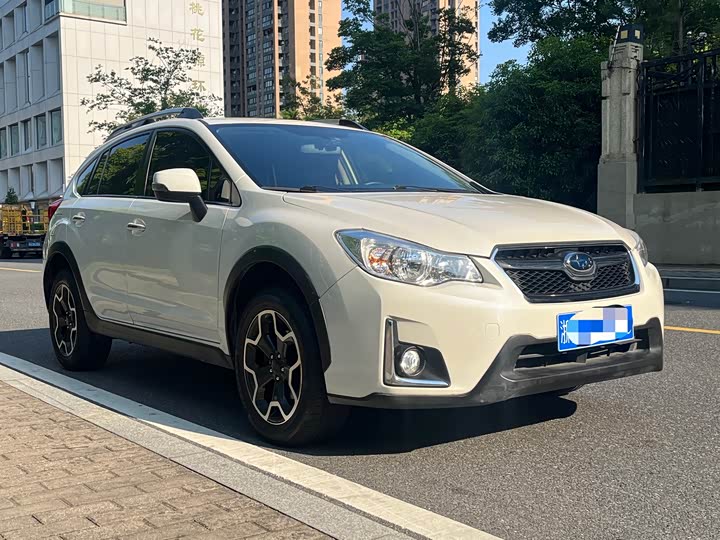 Subaru XV 2014 2.0i — фото 3
