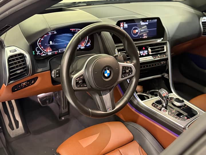 BMW 8-Series 2019 840i M — фото 7