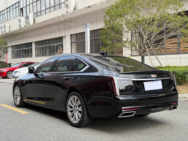 Cadillac CT 6 2023 28 T — фото 17