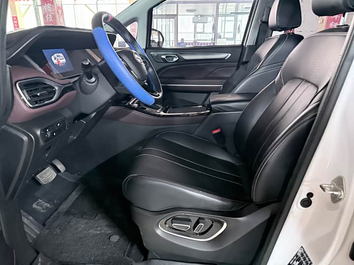 Trumpchi M6 2023 PRO 270 T DCT — фото 8
