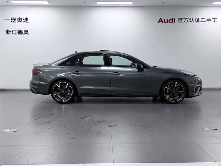 Audi A4L 2024 40 TFSI quattro RS — фото 3