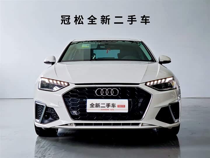 Audi A4L 2020 40 TFSI — фото 2