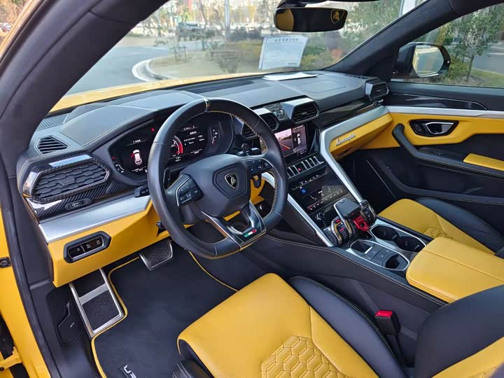 Lamborghini Urus 2018 4.0 T V 8 — фото 4