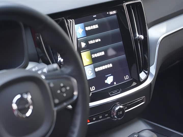 Volvo S60 2022 B 4 — фото 11