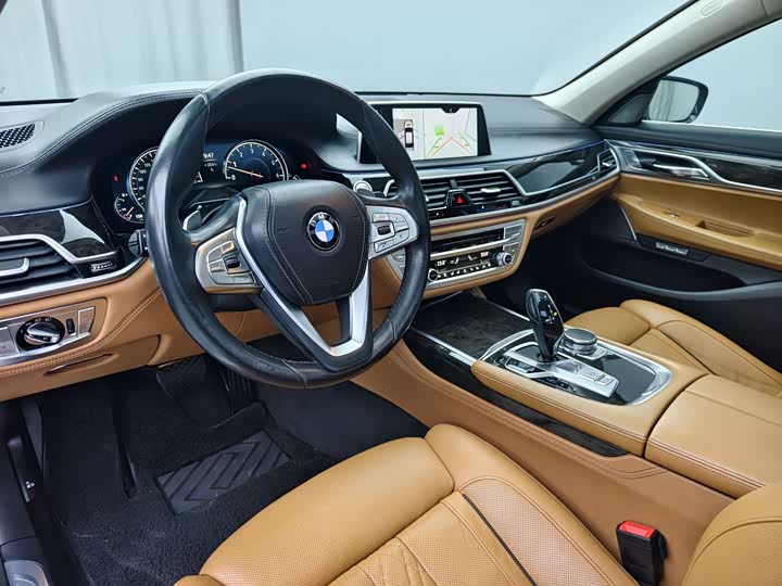 BMW 7-Series 2016 740 Li Leading — фото 9