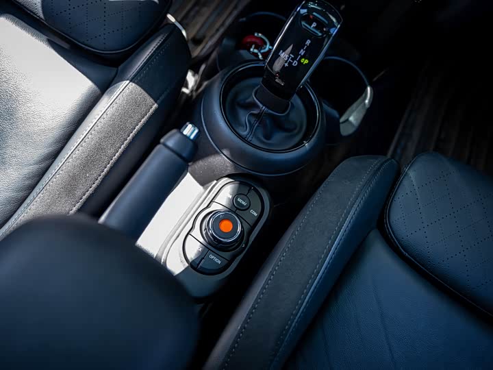 MINI Hatch — фото 15