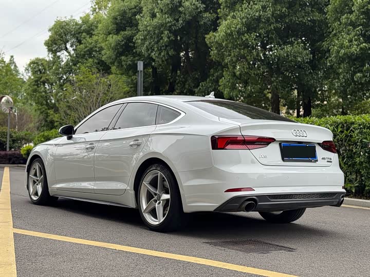 Audi A5 Sportback 40 TFSI стиль — фото 15