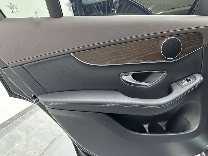 Mercedes-Benz GLC 2022 GLC 300 L 4 MATIC — фото 24