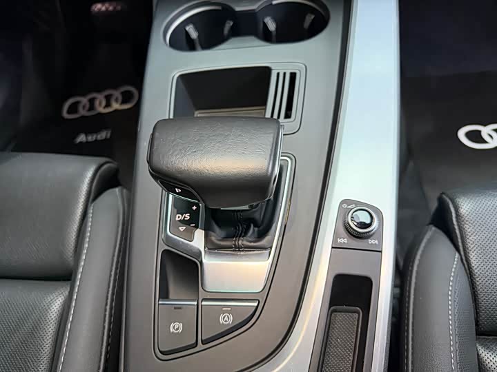 Audi A4L 40 TFSI стиль-динамик — фото 16