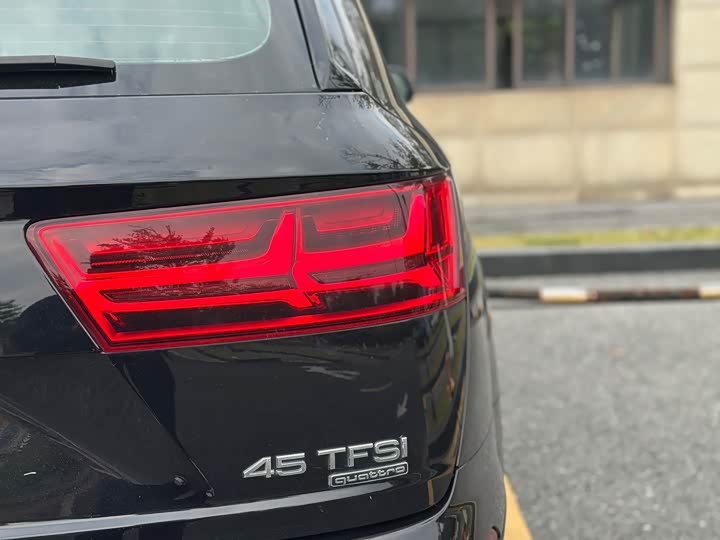 Audi Q7 2016 45 TFSI — фото 9