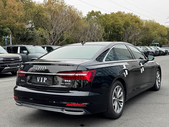 Audi A6L 40 TFSI — фото 14