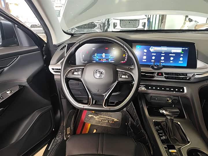 Changan CS75 PLUS 2022 1.5 T AT — фото 11