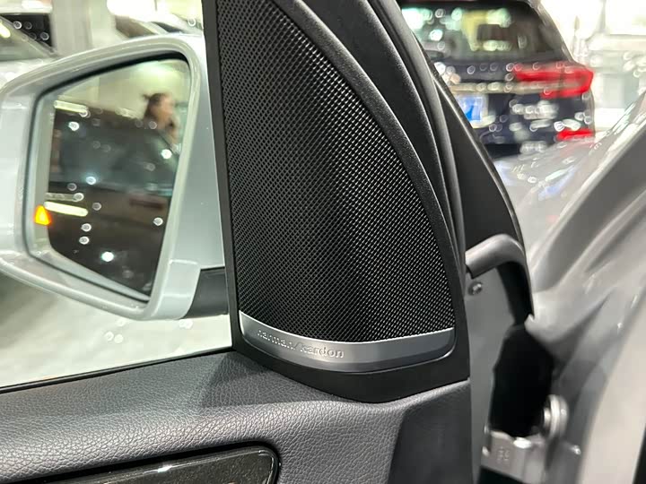 Mercedes-Benz GLS 2018 GLS 450 — фото 25