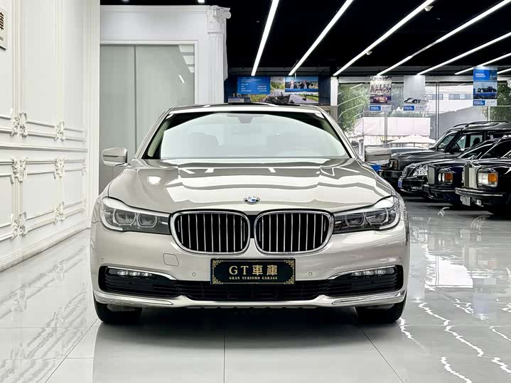 BMW 7 Series 730Li продвинутая — фото 2