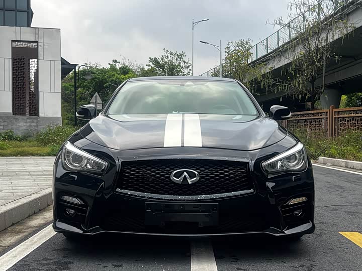 Infiniti Q50L 2015 2.0 T — фото 2