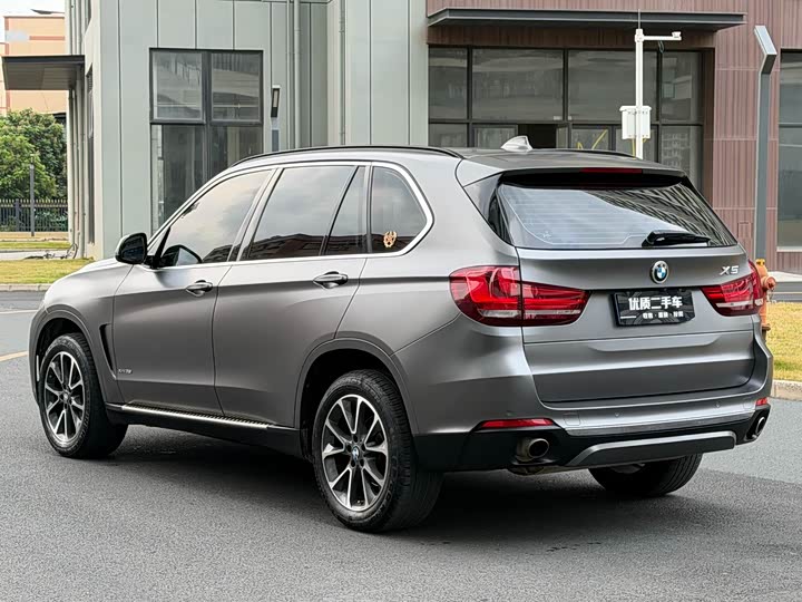 BMW X5 2017 x Drive 35i Leading — фото 7