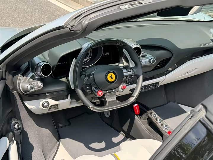 Ferrari F8 2020 Spider 3.9 T V 8 — фото 9