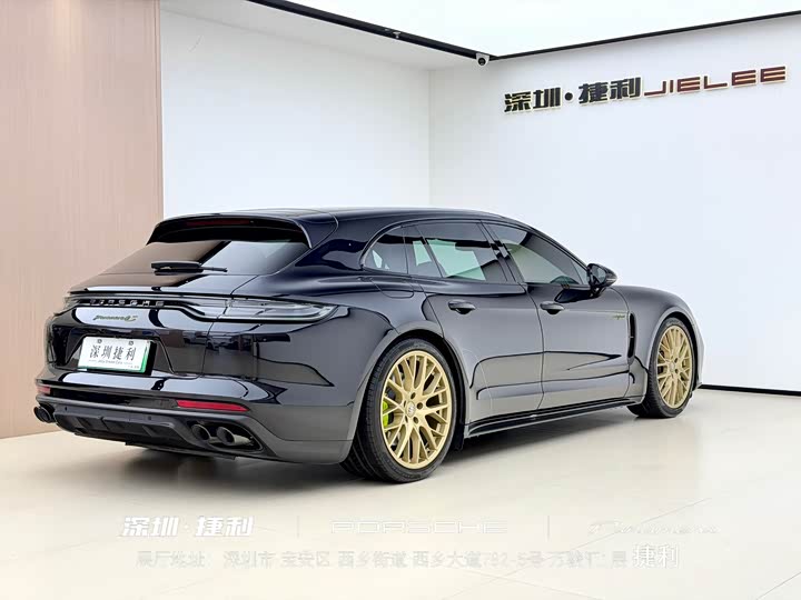 Porsche Panamera 2023 Panamera 4 S E-Hybrid Sport Turis — фото 4