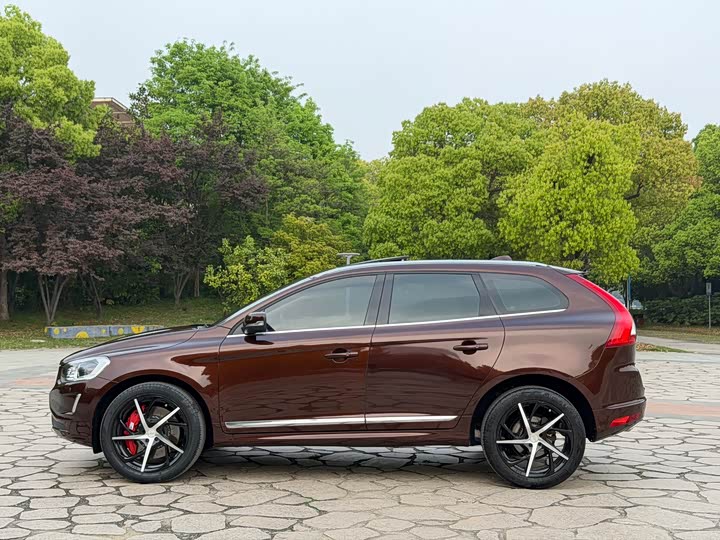 Volvo XC60 2016 T 5 AWD — фото 7