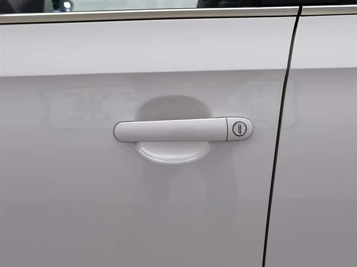 Skoda Rapid — фото 18
