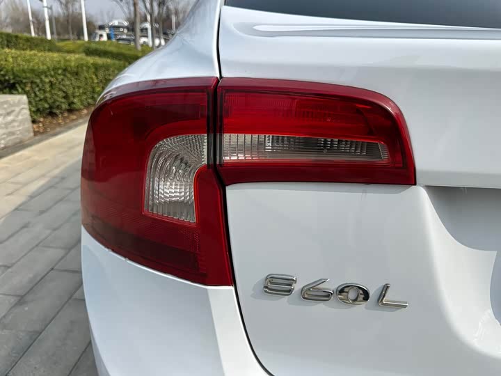 Volvo S60 2015 S 60 L 2.0 T — фото 13
